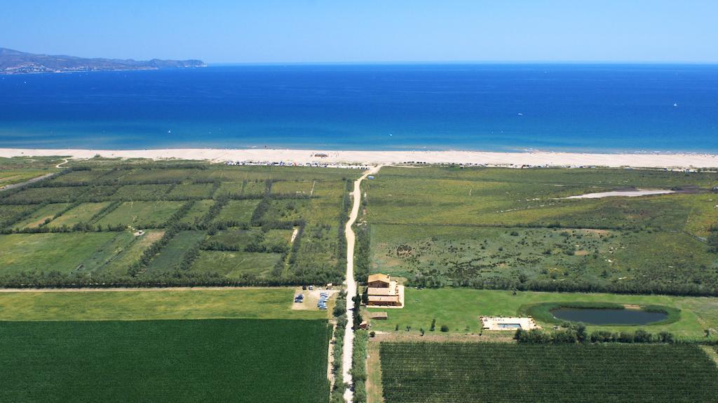 Гостевой дом Mas Del Mar Сант-Педро-Пескадор Экстерьер фото